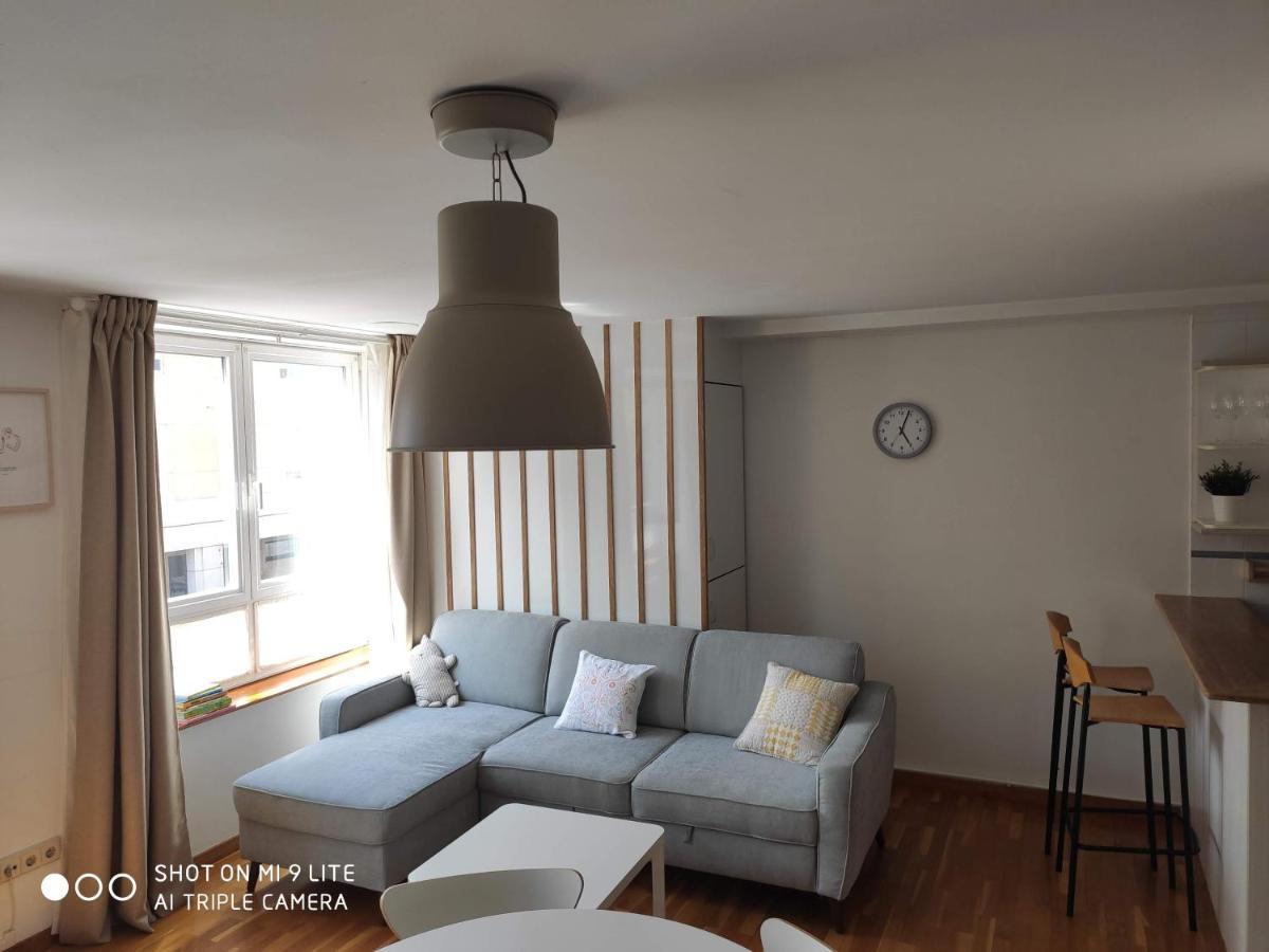 אוליירוס Luminoso Y Acogedor Apartamento En La Playa מראה חיצוני תמונה
