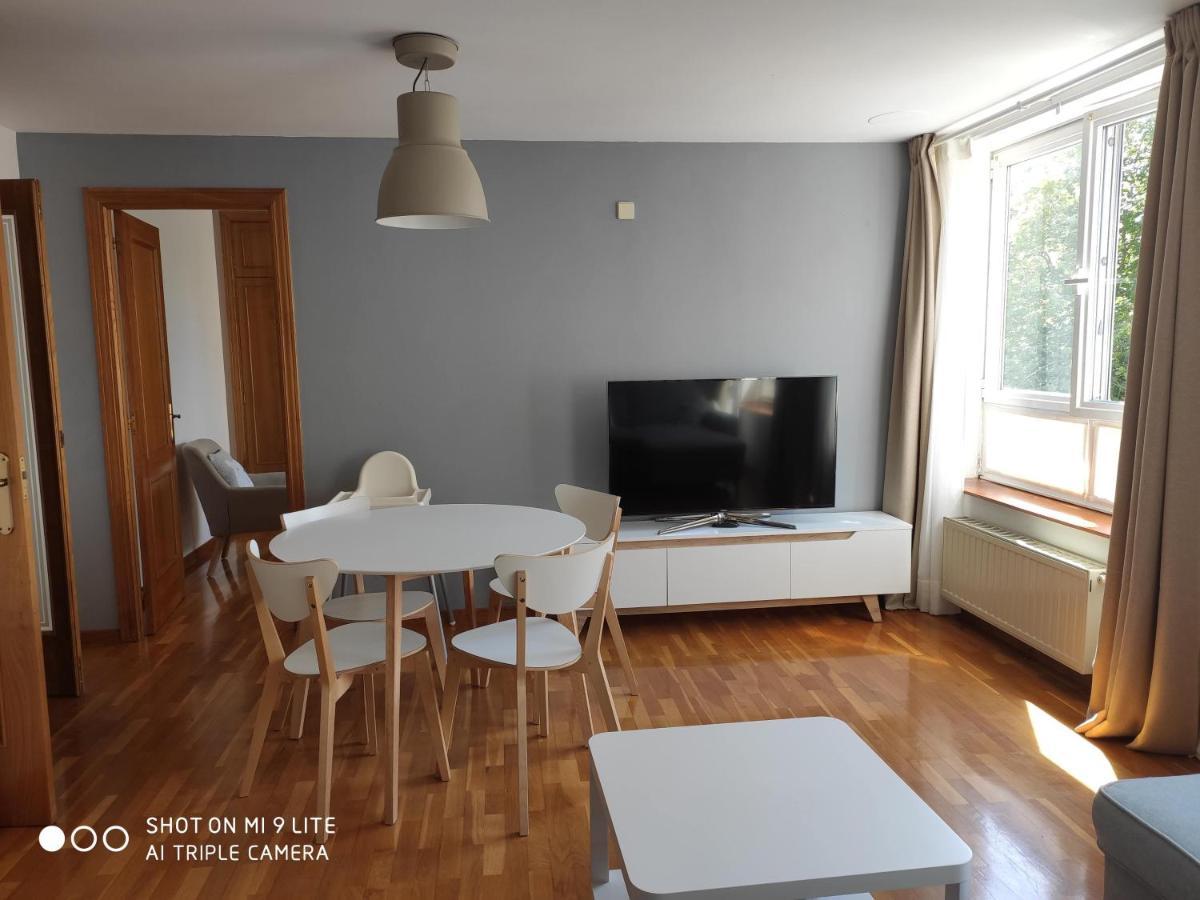 אוליירוס Luminoso Y Acogedor Apartamento En La Playa מראה חיצוני תמונה